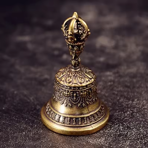Campana de Bronce Artesanal: Amuleto de Protección y Armonía para el Hogar. Sonido Cristalino, Ideal para Decoración Zen, Altar o como Campana de Viento.