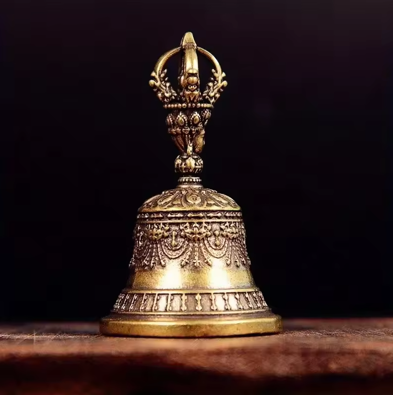 Campana de Bronce Artesanal: Amuleto de Protección y Armonía para el Hogar. Sonido Cristalino, Ideal para Decoración Zen, Altar o como Campana de Viento.