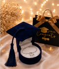 Orgullo de Graduación 2026 | Pulsera Original Plata 925 con Circonitas Ajustable, Dije Plata 925, Caja Aterciopelada de Graduación y Bolsa de Regalo Premium